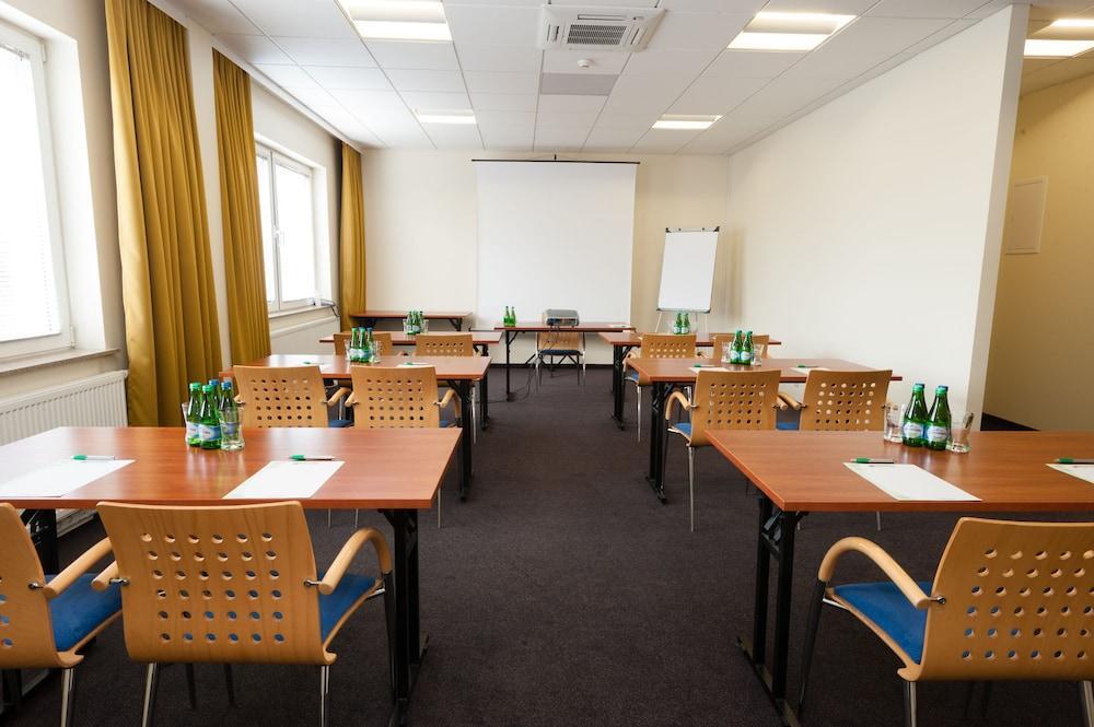 Hotel Partner Warszawa Eksteriør bilde